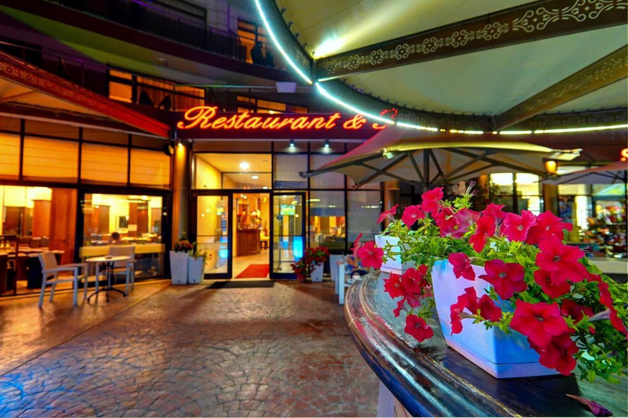 Hotel St Valentine All Inclusive Slăntjev Brjag Exteriör bild