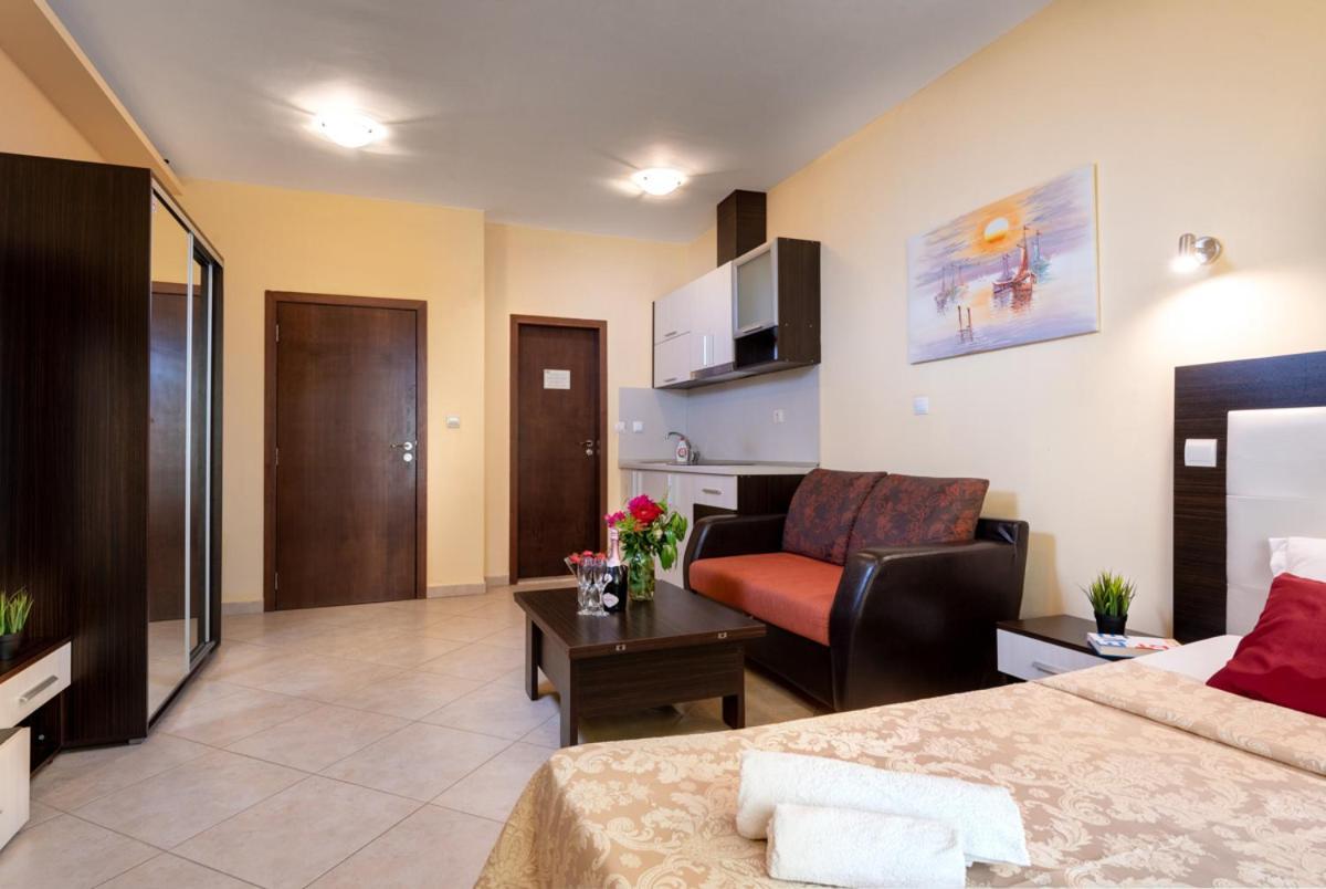 Hotel St Valentine All Inclusive Slăntjev Brjag Exteriör bild