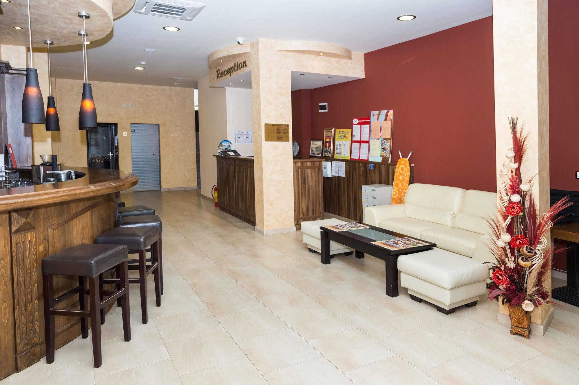 Hotel St Valentine All Inclusive Slăntjev Brjag Exteriör bild