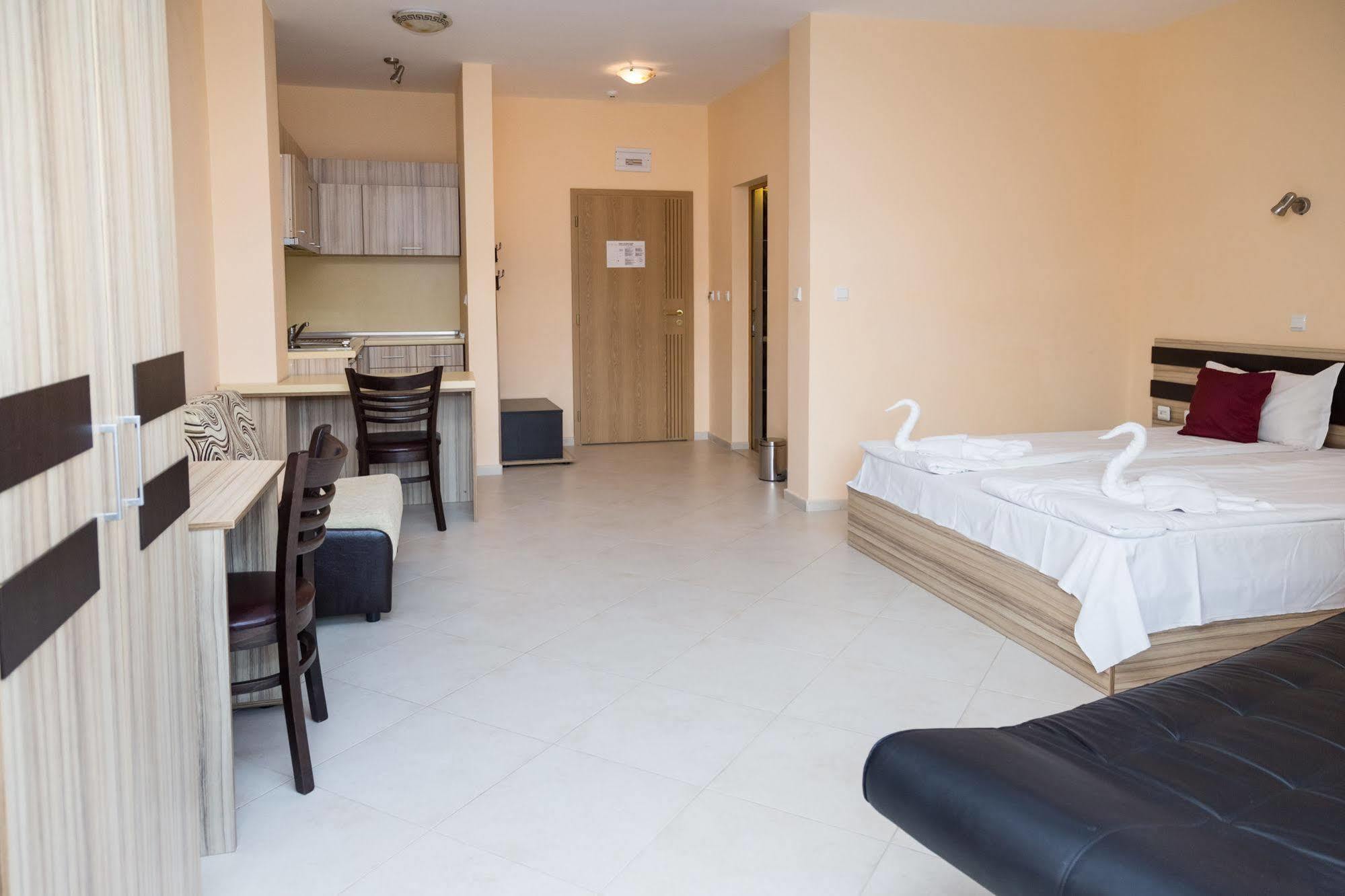 Hotel St Valentine All Inclusive Slăntjev Brjag Exteriör bild